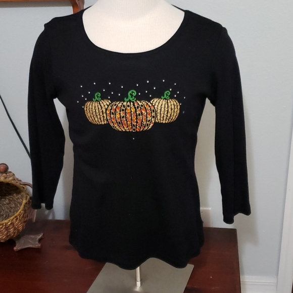 Karen Scott Tops - Karen Scott Pumpkin design top